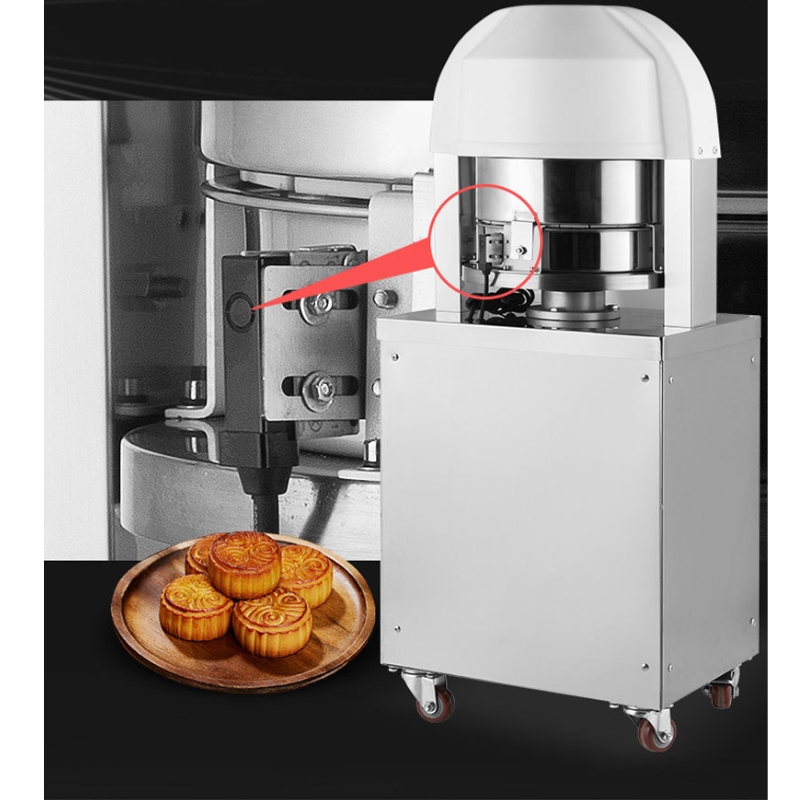 cam-ung-mat-than-may-chia-bot